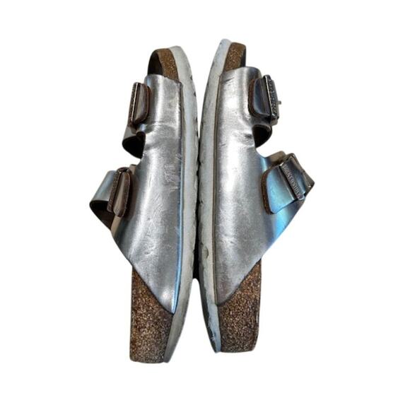 Birkenstock Arizona Sandals Metallic Silver 36 EU / 5-5.5 US  Soft Footbed, Worn - Picture 8 of 11